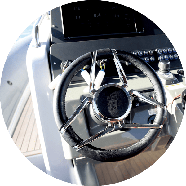 Produzione volanti per nautica